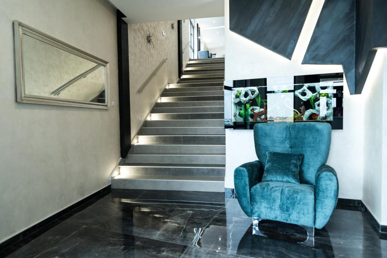 Hotel Euforia Lounge Šabac Extérieur photo