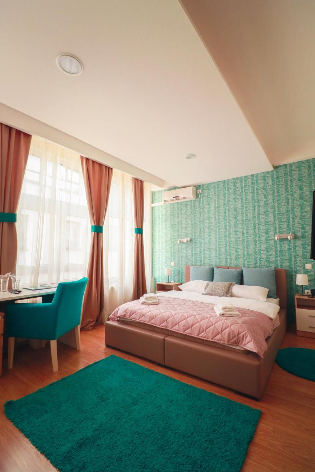 Hotel Euforia Lounge Šabac Extérieur photo