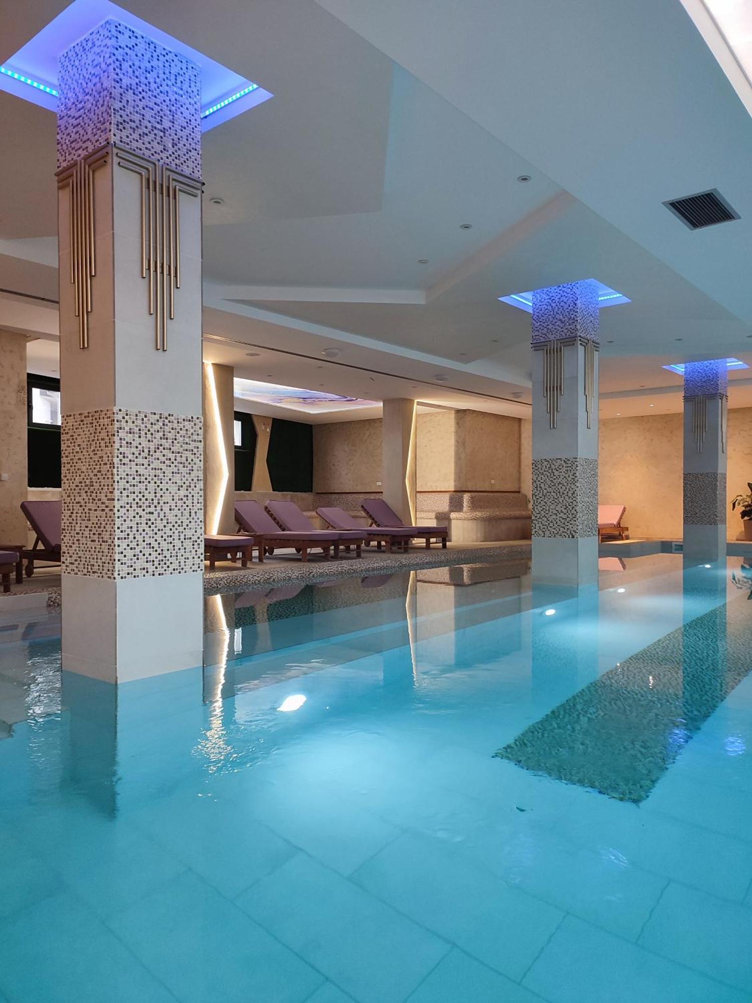 Hotel Euforia Lounge Šabac Extérieur photo